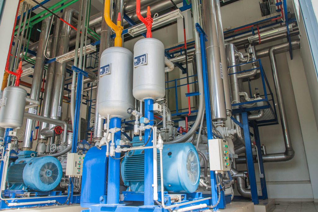 A compressed air system is integrated to support a business efficiently.